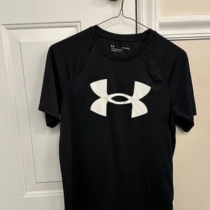 Under Armour Boys Loose Black and White Short Sleeve Tee YLG
